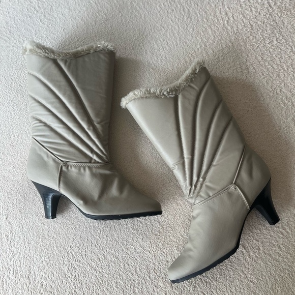 Vintage Faux Fur Lined Heeled Winter Boots 8 Grey - Picture 3 of 13